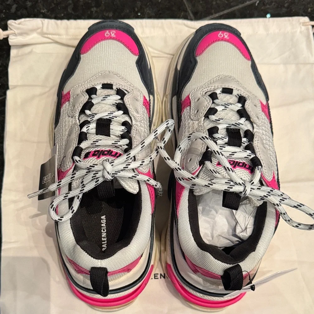 Balenciaga Women's Sneakers - Pink, Black, and White NEW - Picture 12 of 13